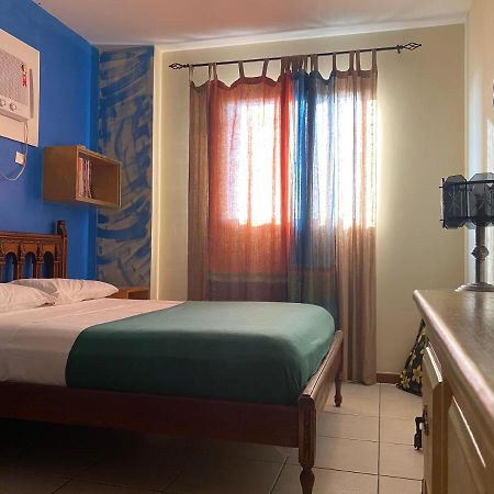 Comfortable Beachfront Apartment 빌라베야 외부 사진