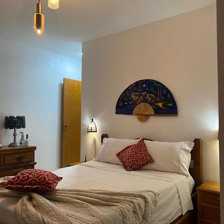 Comfortable Beachfront Apartment 빌라베야 외부 사진