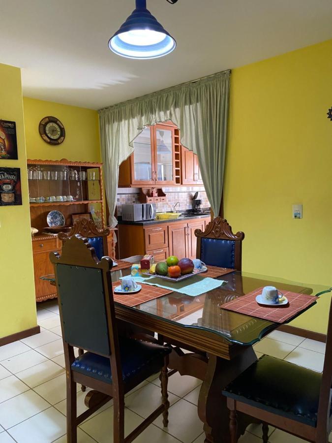Comfortable Beachfront Apartment 빌라베야 외부 사진
